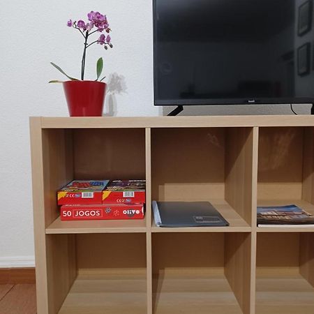 De Ca - Suite Com Acesso Independente E Kitchenette Lousa  Bagian luar foto