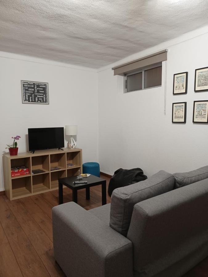 De Ca - Suite Com Acesso Independente E Kitchenette Lousa  Bagian luar foto