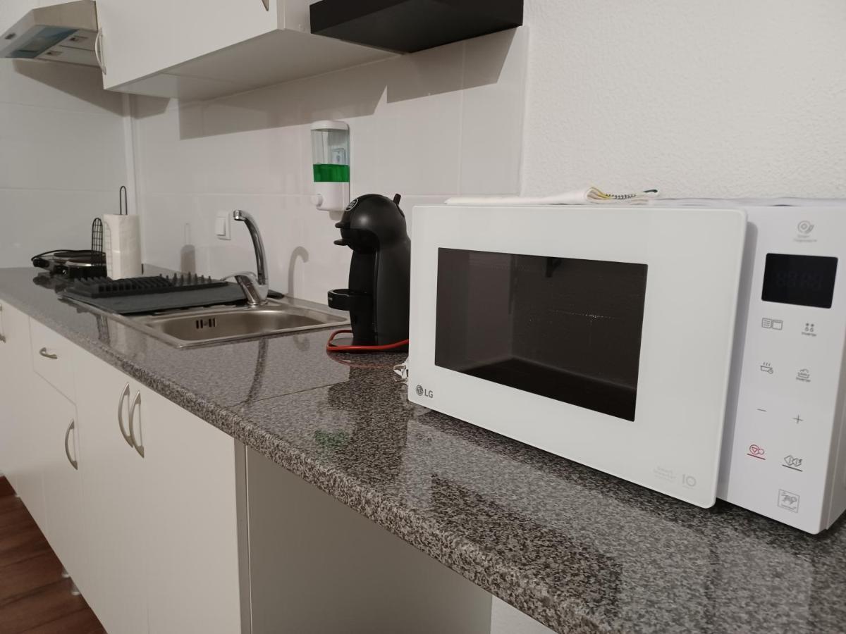 De Ca - Suite Com Acesso Independente E Kitchenette Lousa  Bagian luar foto